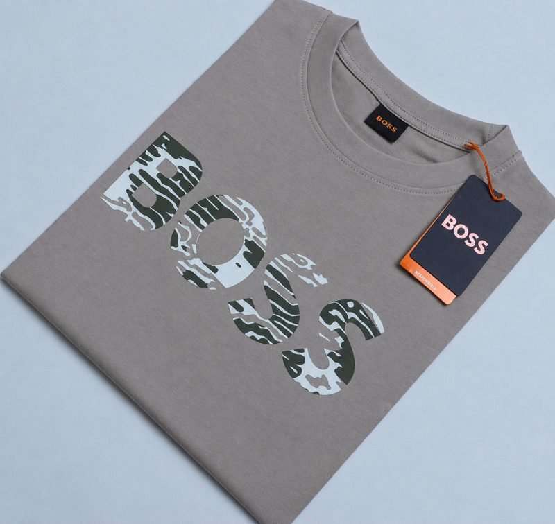 Playera Boss logo camuflaje gris